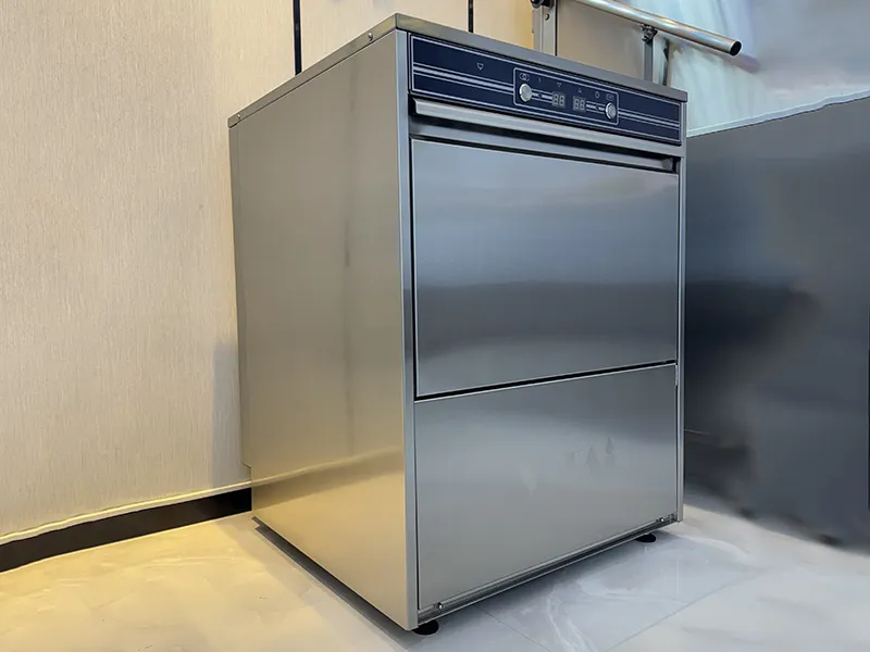 V-TAI undercounter commercial dishwasher